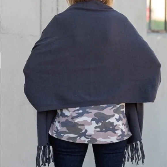 NWOT Jacket Society Lightweight Shrug Cardigan With Fringe - Picture 4 of 11